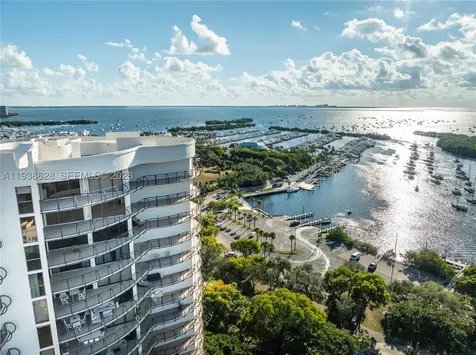 2843 S Bayshore Drive Miami FL 33133