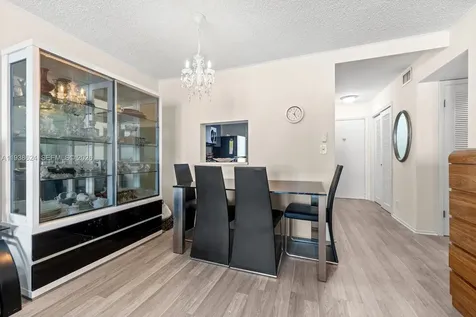 421 NE 14th Avenue Hallandale Beach FL 33009