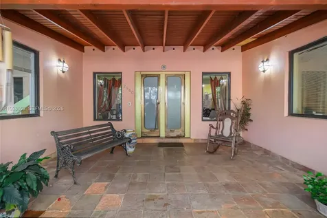 2650 Hilola Street Miami FL 33133
