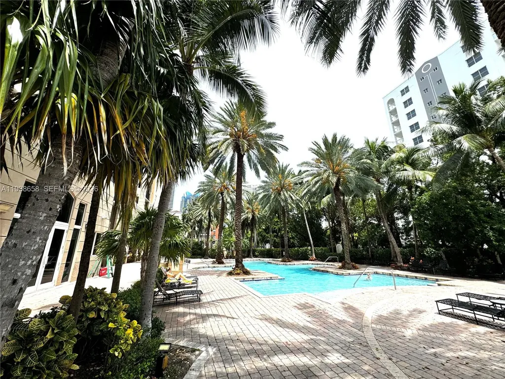 17150 N Bay Road Sunny Isles Beach FL 33160
