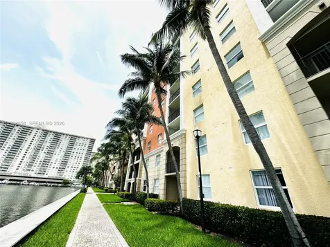 17150 N Bay Road Sunny Isles Beach FL 33160