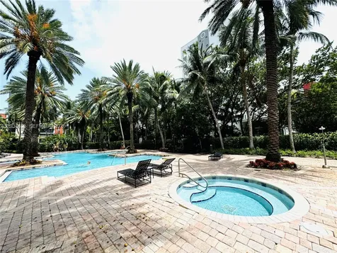 17150 N Bay Road Sunny Isles Beach FL 33160