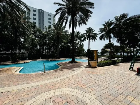 17150 N Bay Road Sunny Isles Beach FL 33160