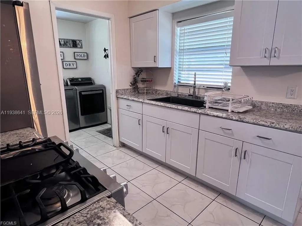 614 6th Avenue Circle Other City - In The State Of Florida FL 34142