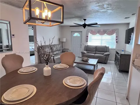 614 6th Avenue Circle Other City - In The State Of Florida FL 34142