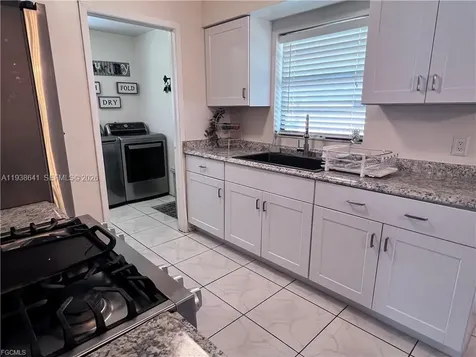 614 6th Avenue Circle Other City - In The State Of Florida FL 34142