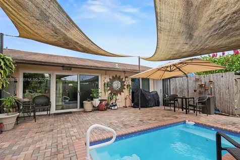 13574 SW 49th Lane Miami FL 33175