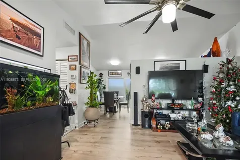 13574 SW 49th Lane Miami FL 33175