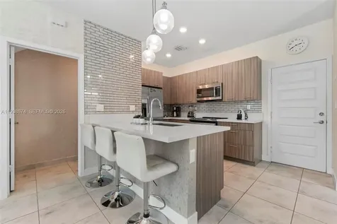 8367 Central Park Boulevard Doral FL 33166