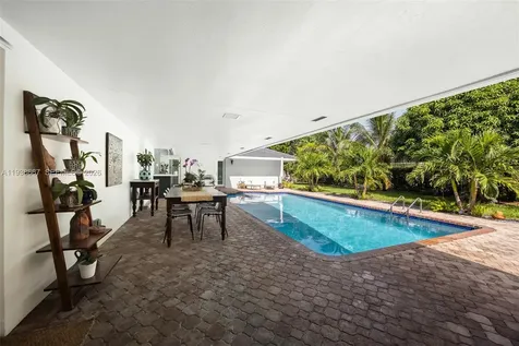 7701 SW 176th Street Palmetto Bay FL 33157