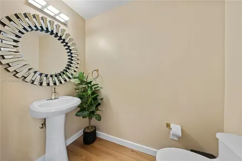 60 SW 13th Street Miami FL 33130