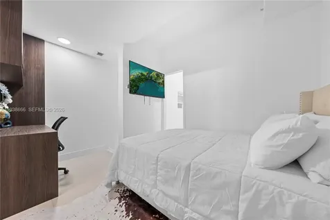 60 SW 13th Street Miami FL 33130