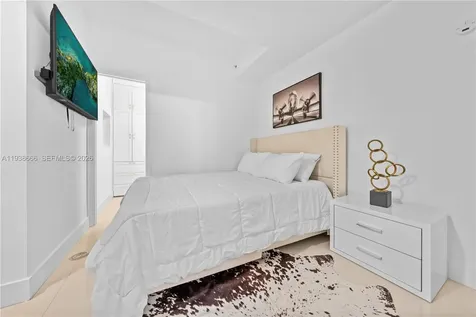 60 SW 13th Street Miami FL 33130