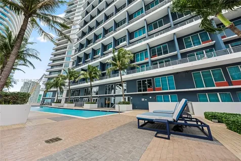 60 SW 13th Street Miami FL 33130