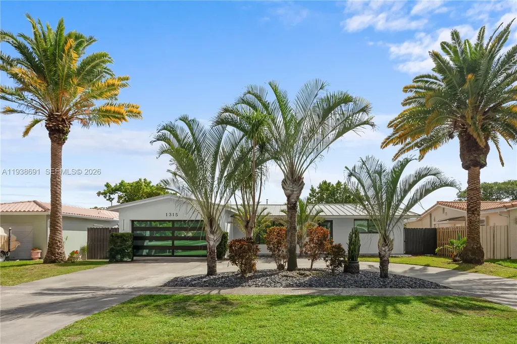 1315 N 47th Avenue Hollywood FL 33021