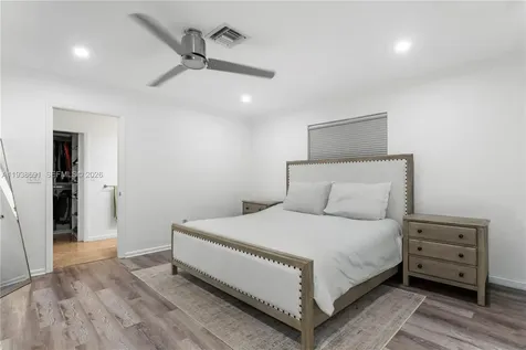1315 N 47th Avenue Hollywood FL 33021