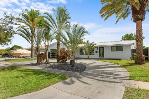 1315 N 47th Avenue Hollywood FL 33021