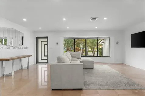 1315 N 47th Avenue Hollywood FL 33021
