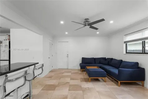 1315 N 47th Avenue Hollywood FL 33021