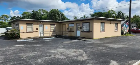 3801 N 10th Avenue N Palm Springs FL 33461