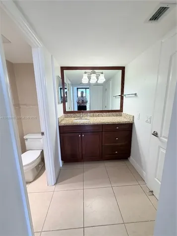3701 N Country Club Drive Aventura FL 33180