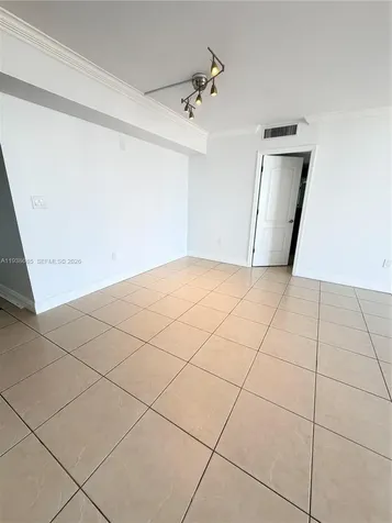 3701 N Country Club Drive Aventura FL 33180