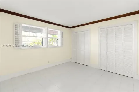 455 Paradise Isle Boulevard Hallandale Beach FL 33009