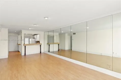 455 Paradise Isle Boulevard Hallandale Beach FL 33009