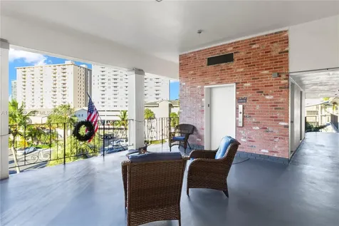 455 Paradise Isle Boulevard Hallandale Beach FL 33009