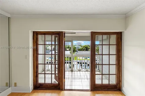 455 Paradise Isle Boulevard Hallandale Beach FL 33009