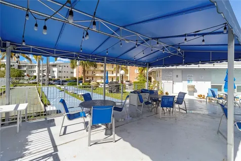 455 Paradise Isle Boulevard Hallandale Beach FL 33009