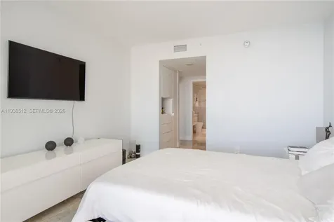 335 S Biscayne Boulevard Miami FL 33131