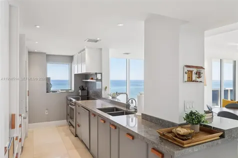 10275 Collins Avenue Bal Harbour FL 33154