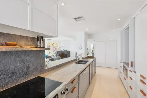 10275 Collins Avenue Bal Harbour FL 33154
