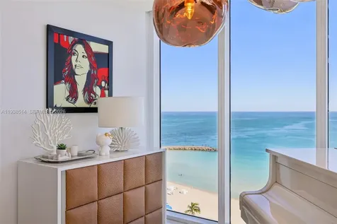 10275 Collins Avenue Bal Harbour FL 33154