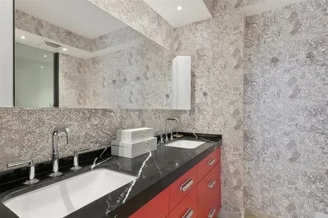 10275 Collins Avenue Bal Harbour FL 33154