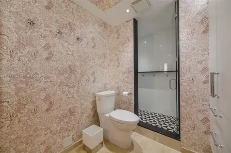 10275 Collins Avenue Bal Harbour FL 33154
