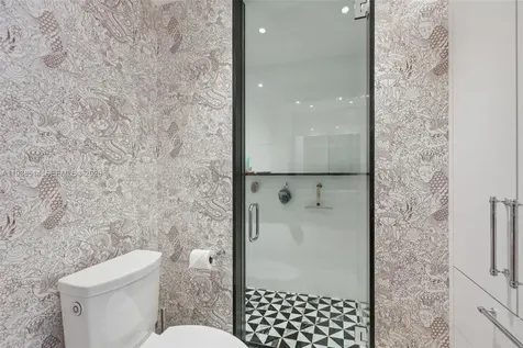 10275 Collins Avenue Bal Harbour FL 33154