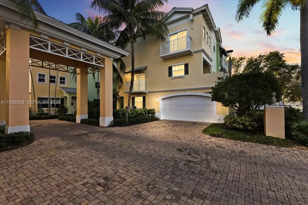 630 SE 15th Street Fort Lauderdale FL 33316