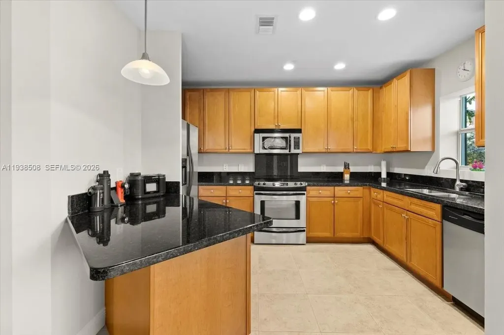 630 SE 15th Street Fort Lauderdale FL 33316