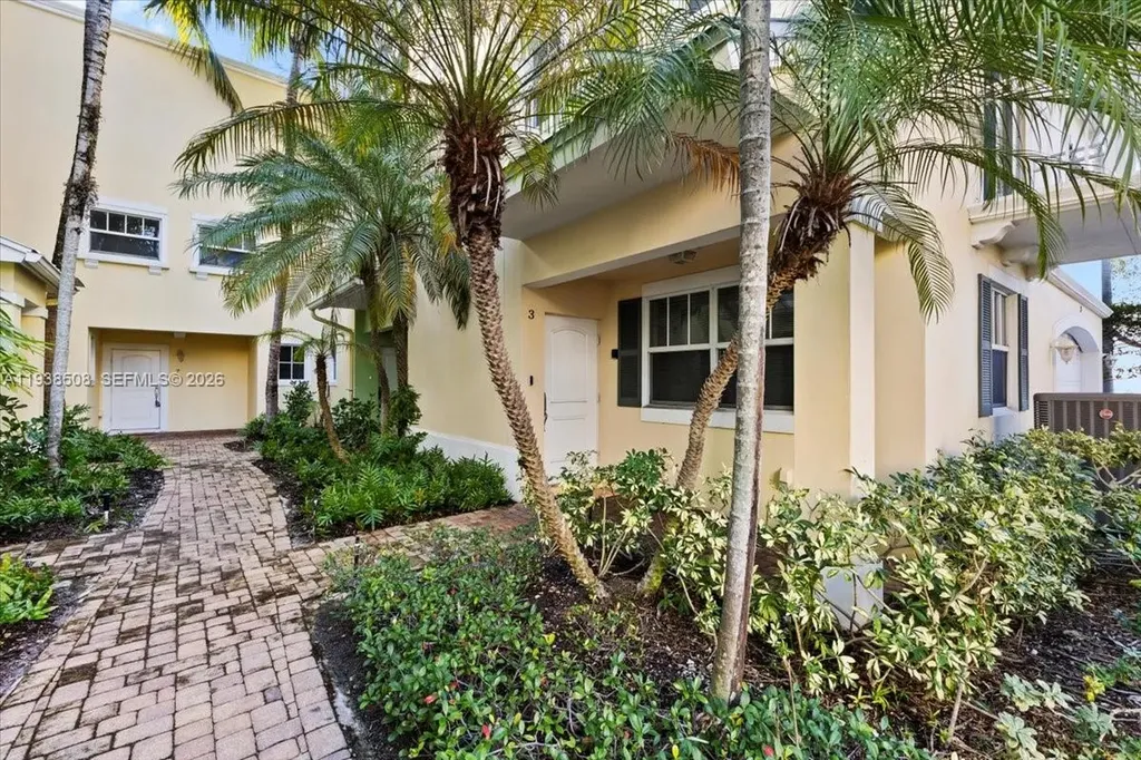630 SE 15th Street Fort Lauderdale FL 33316