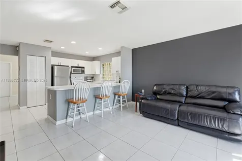 15474 SW 32nd Terrace Miami FL 33185