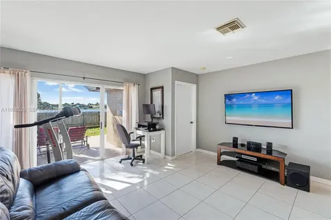 15474 SW 32nd Terrace Miami FL 33185