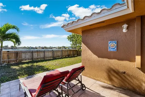 15474 SW 32nd Terrace Miami FL 33185