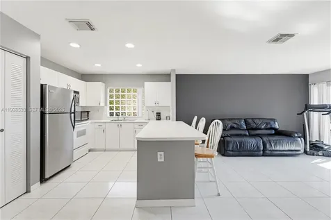 15474 SW 32nd Terrace Miami FL 33185