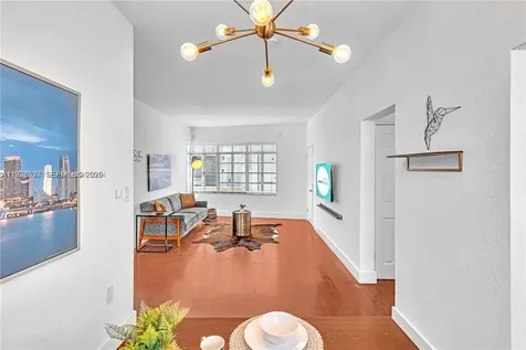 3920 Garden Avenue Miami Beach FL 33140