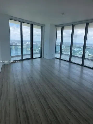 18975 Collins Avenue Sunny Isles Beach FL 33160