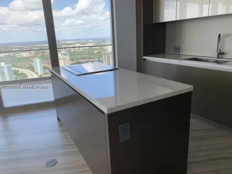 18975 Collins Avenue Sunny Isles Beach FL 33160