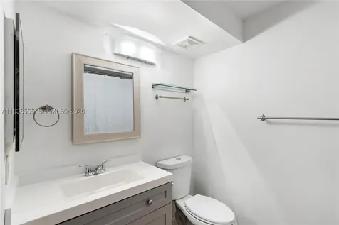 600 NE 36th Street Miami FL 33137