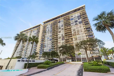 600 NE 36th Street Miami FL 33137
